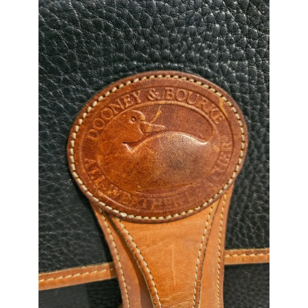 Dooney & Bourke Vintage All Weather Leather Crossbody Bag Black Tan Duck Logo